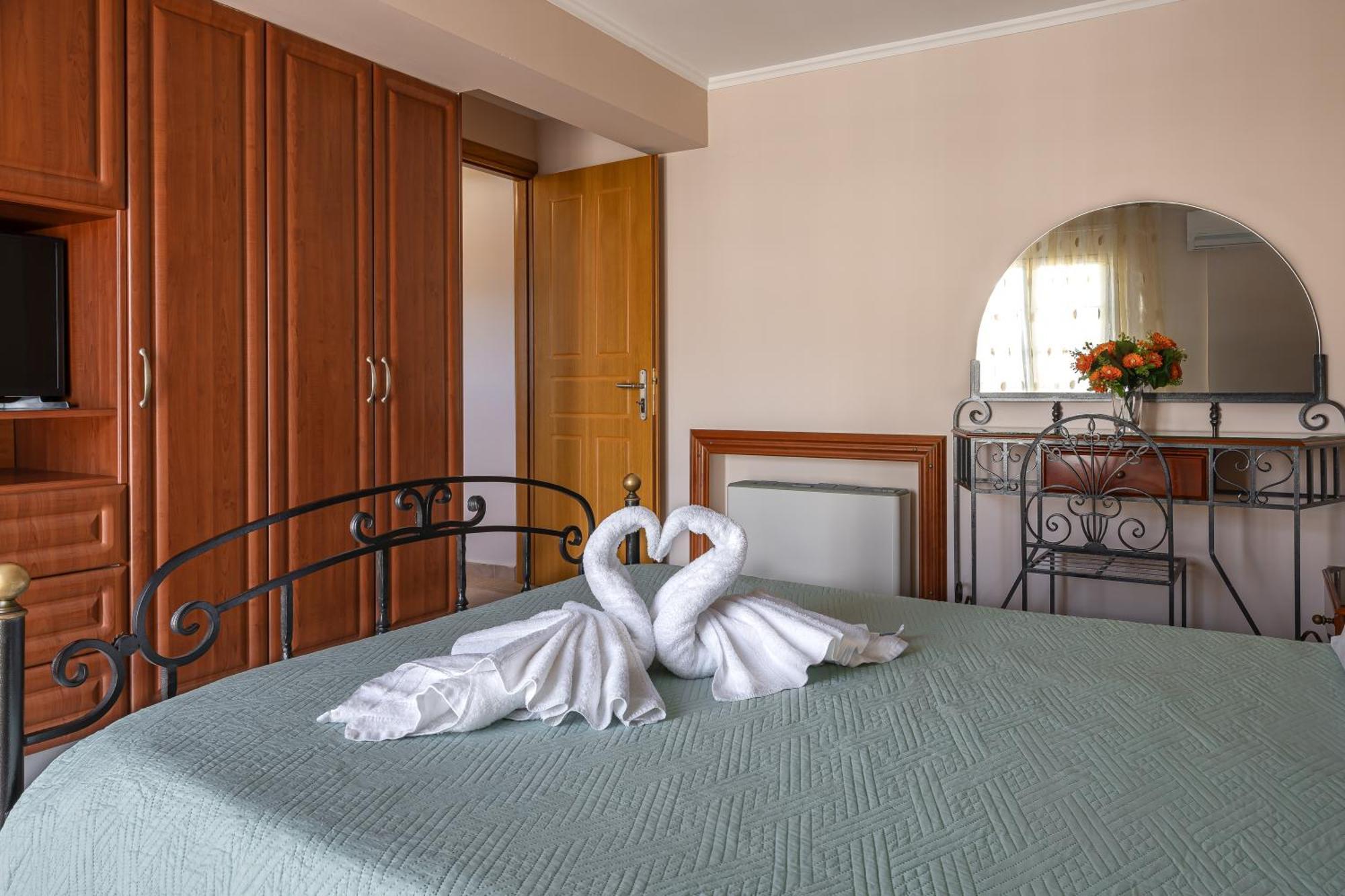 Pavlos Apartments أرغوستولي المظهر الخارجي الصورة