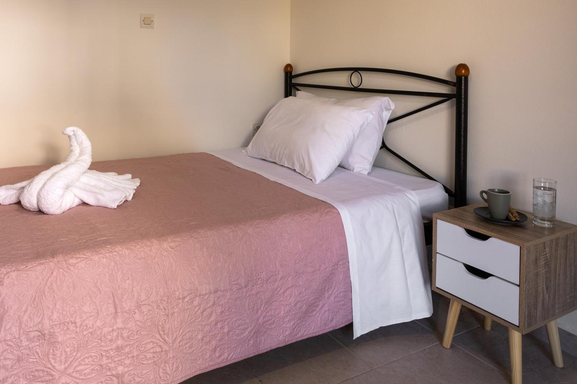 Pavlos Apartments أرغوستولي المظهر الخارجي الصورة