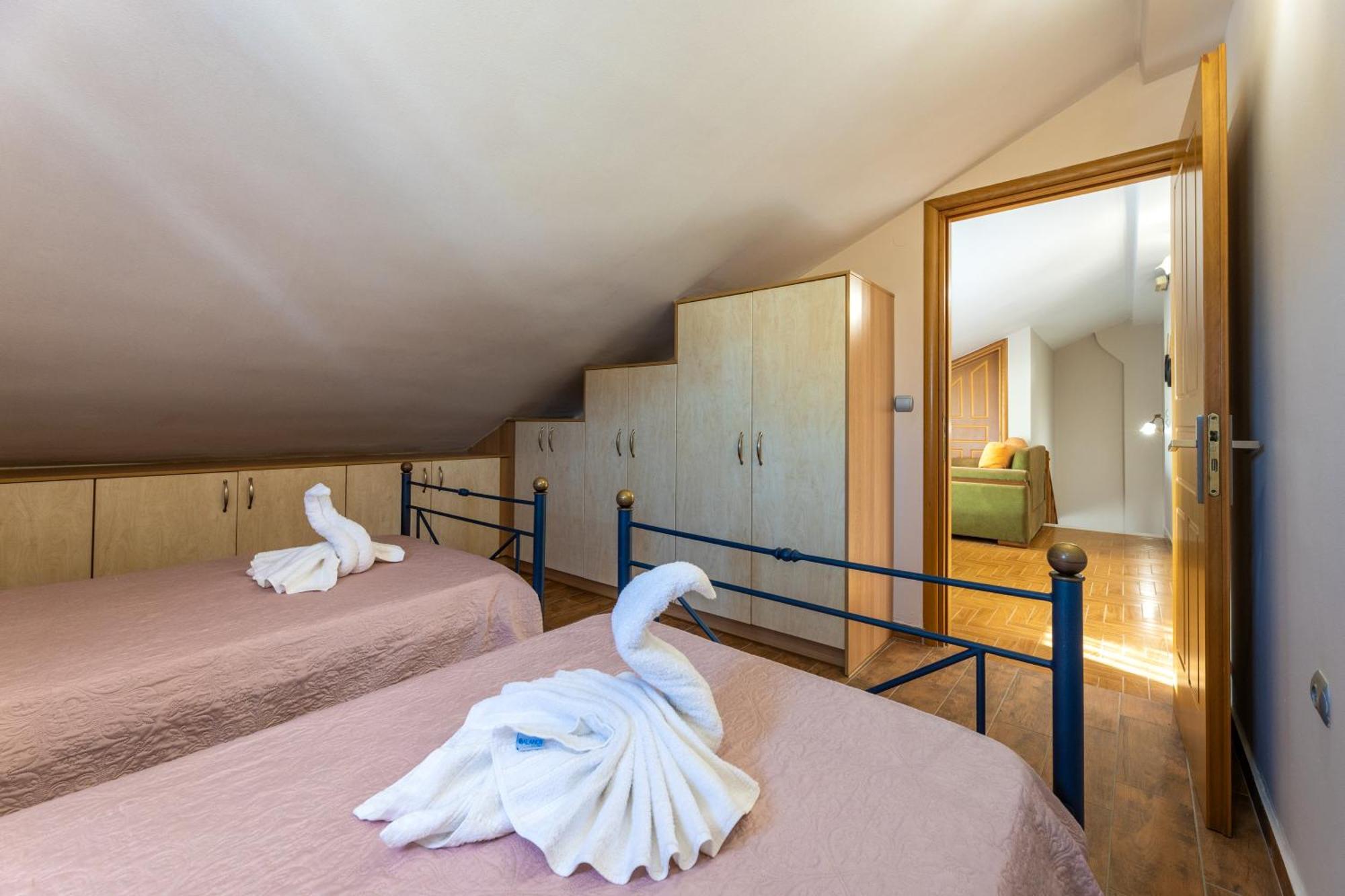 Pavlos Apartments أرغوستولي المظهر الخارجي الصورة
